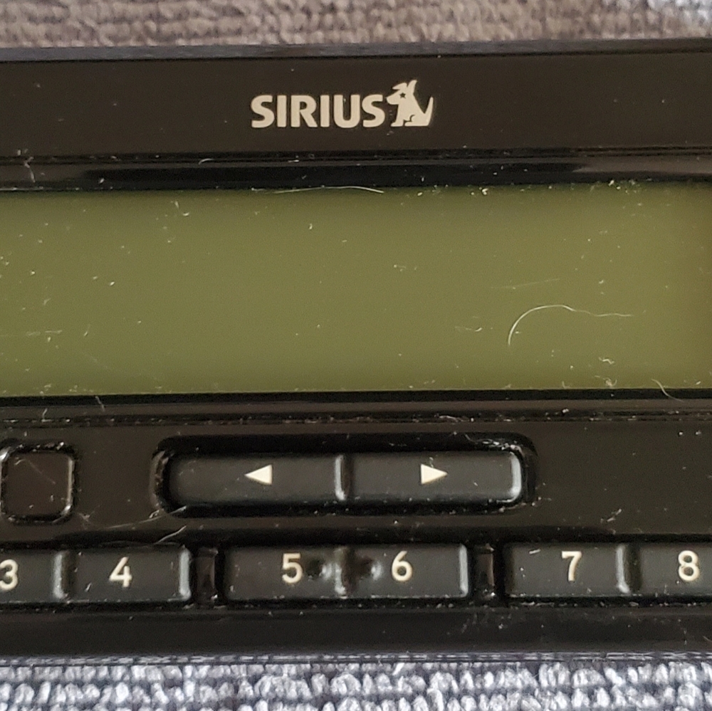 SiriusXM Stratus 7 Satellite Radio Model SSV7